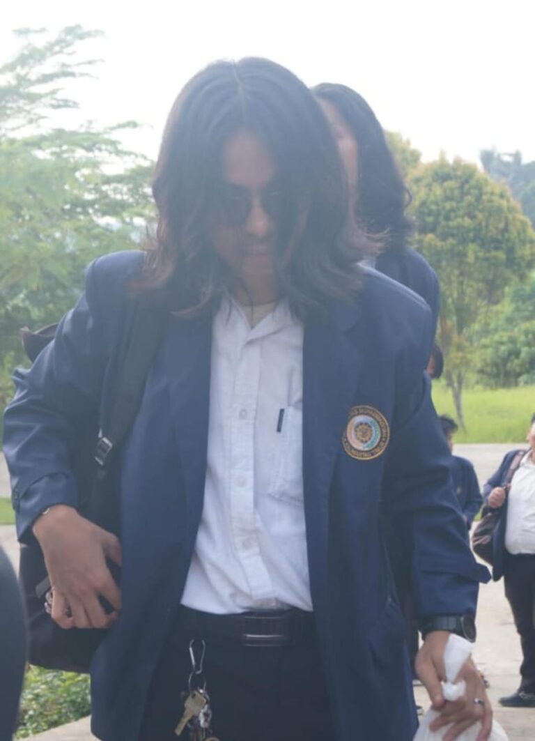 ce14b7df 7f9b 4490 a1fc 7207b0028b3f